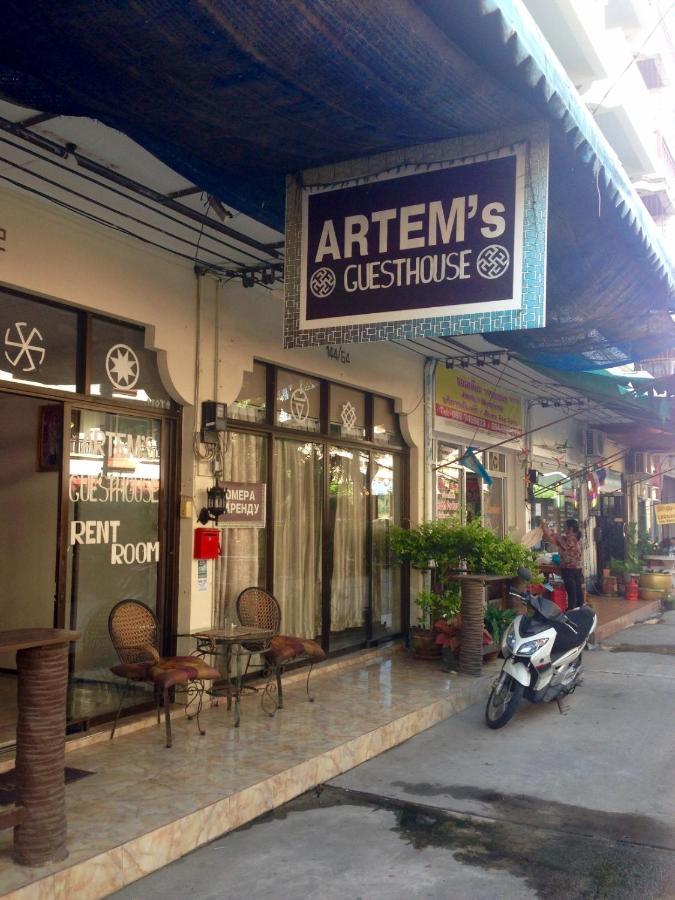 Artem'S Guesthouse Praia de Jomtien Exterior foto